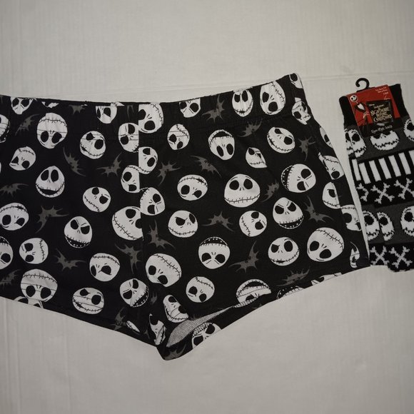 TIM BURTON THE NIGHT BEFORE CHRISTMAS SHORTS & SOCKS - Picture 2 of 10